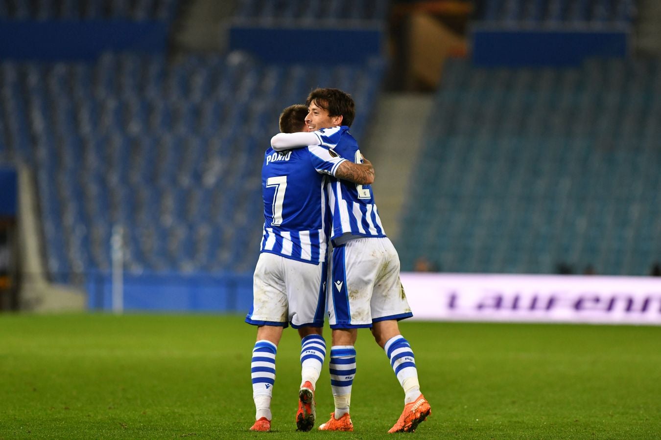 Los txuri-urdin sumaron los tres puntos gracias al gol de Portu en el minuto 58. 