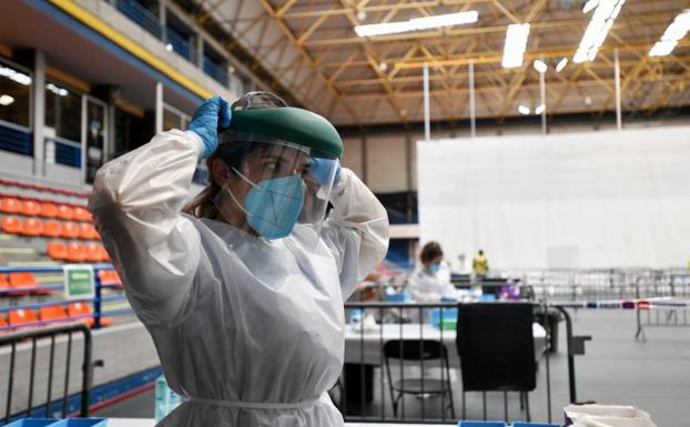 La pandemia no afloja y Euskadi se apunta otro récord con 1.547 positivos en 24 horas