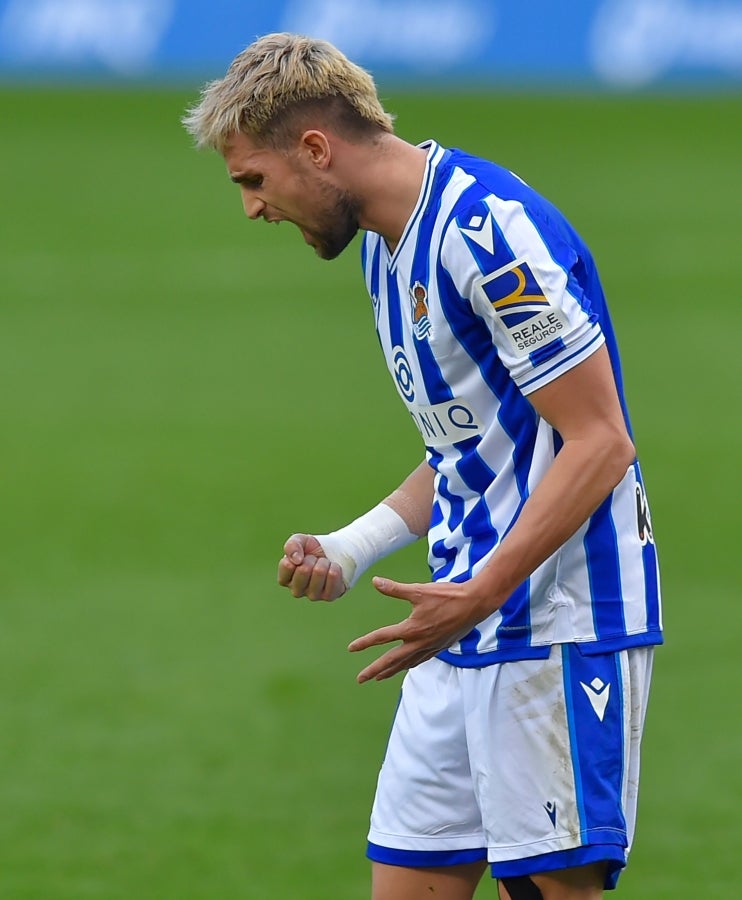 Fotos del Real Sociedad1 - 0 Granada de la jornada 9 de  LaLiga 2020-2021