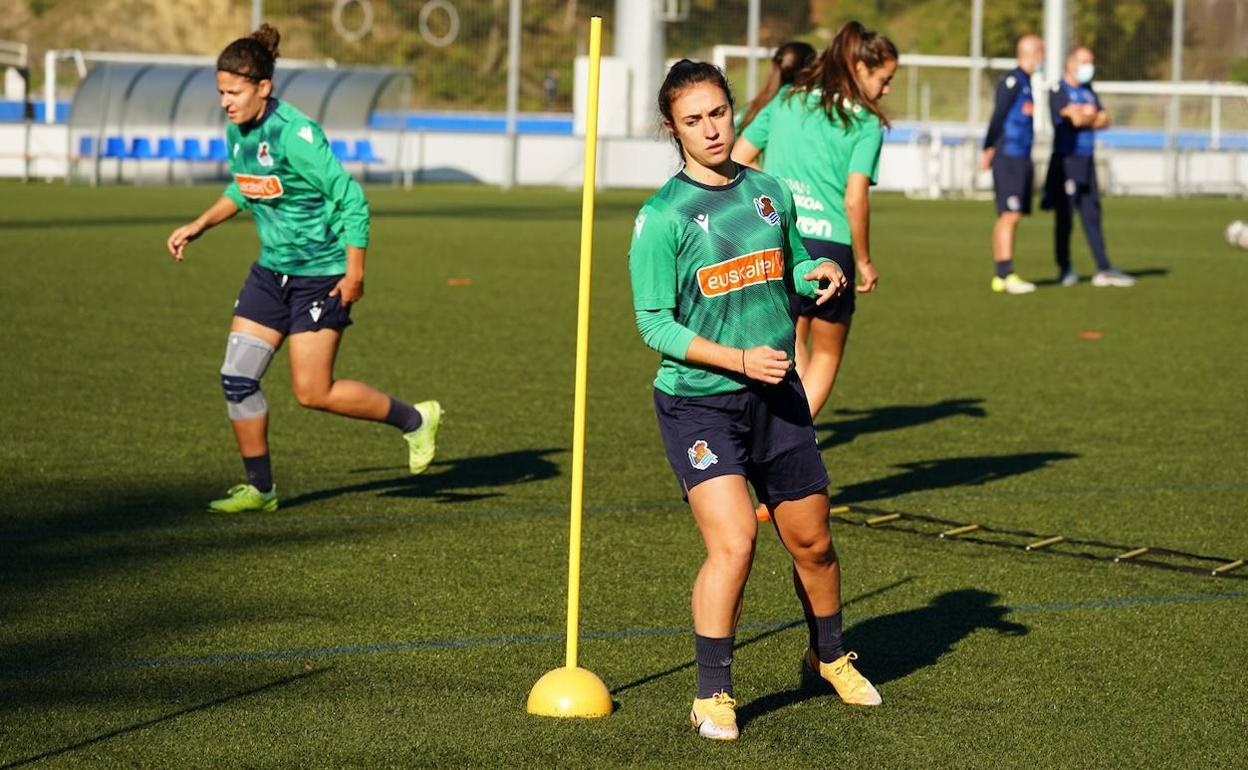 Nahikari, en una sesión de trabajo en Zubieta.