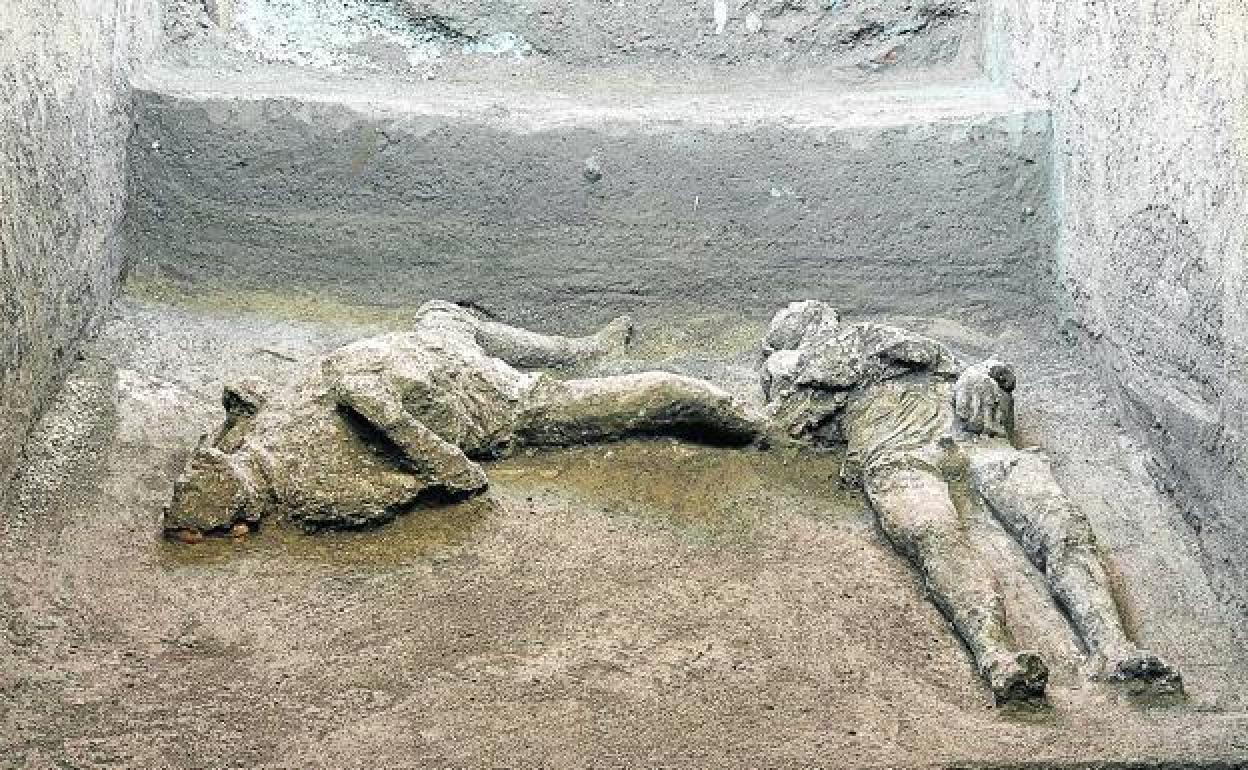 Sorprendidos por la erupción del Vesubio