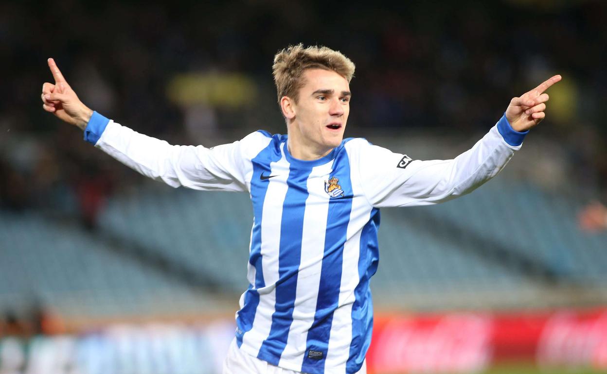 Griezmann celebra un gol con la Real Sociedad.