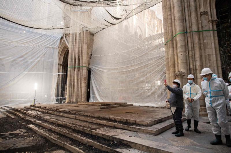 La reconstrucción de la catedral de Notre Dame entra en una nueva fase