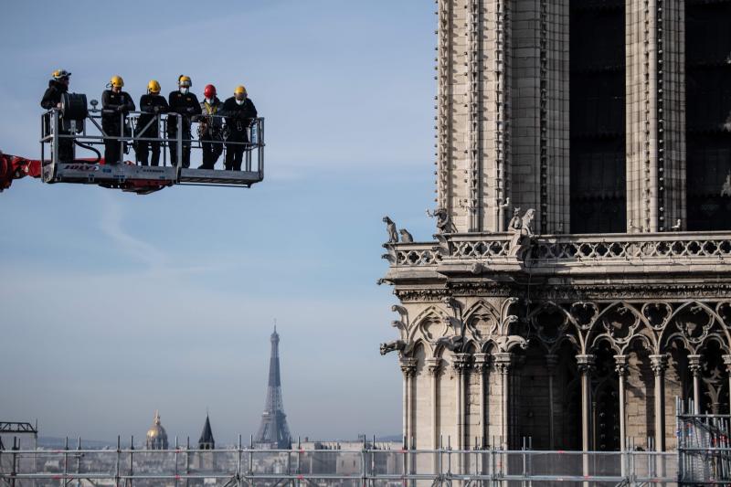 La reconstrucción de la catedral de Notre Dame entra en una nueva fase