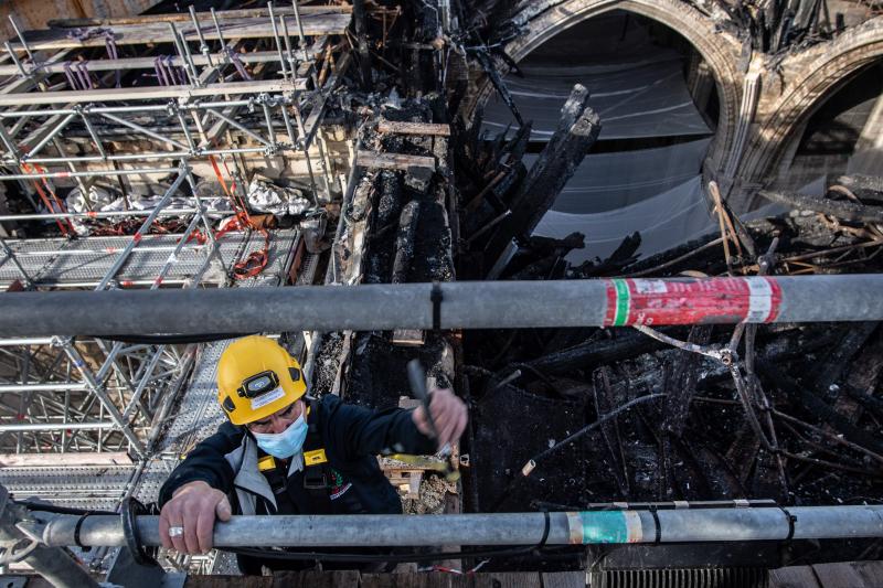 La reconstrucción de la catedral de Notre Dame entra en una nueva fase