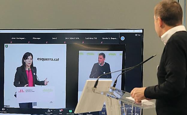 La rueda de prensa de Arnaldo Otegi.