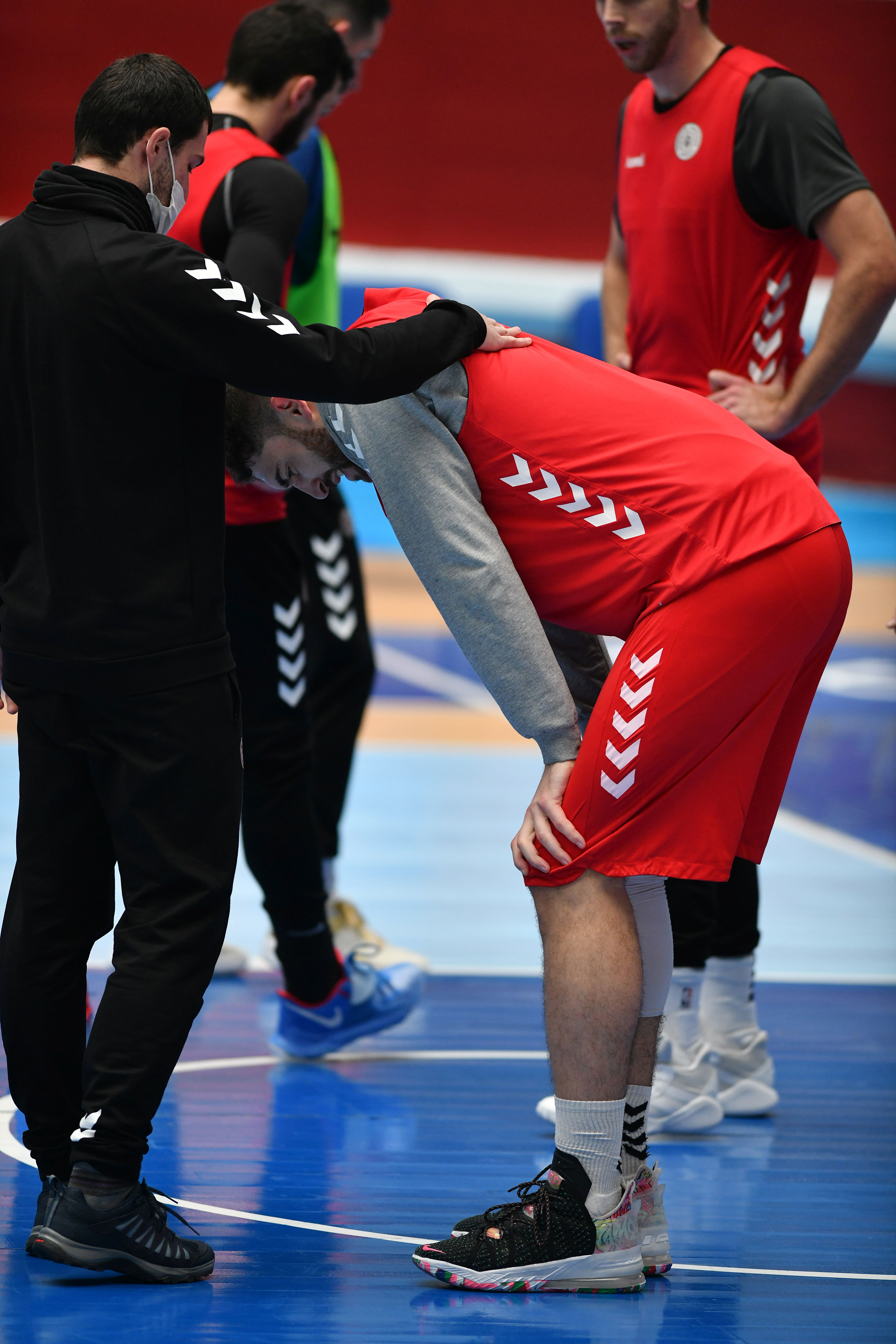 Los jugadores del GBC entrenan en Illunbe.