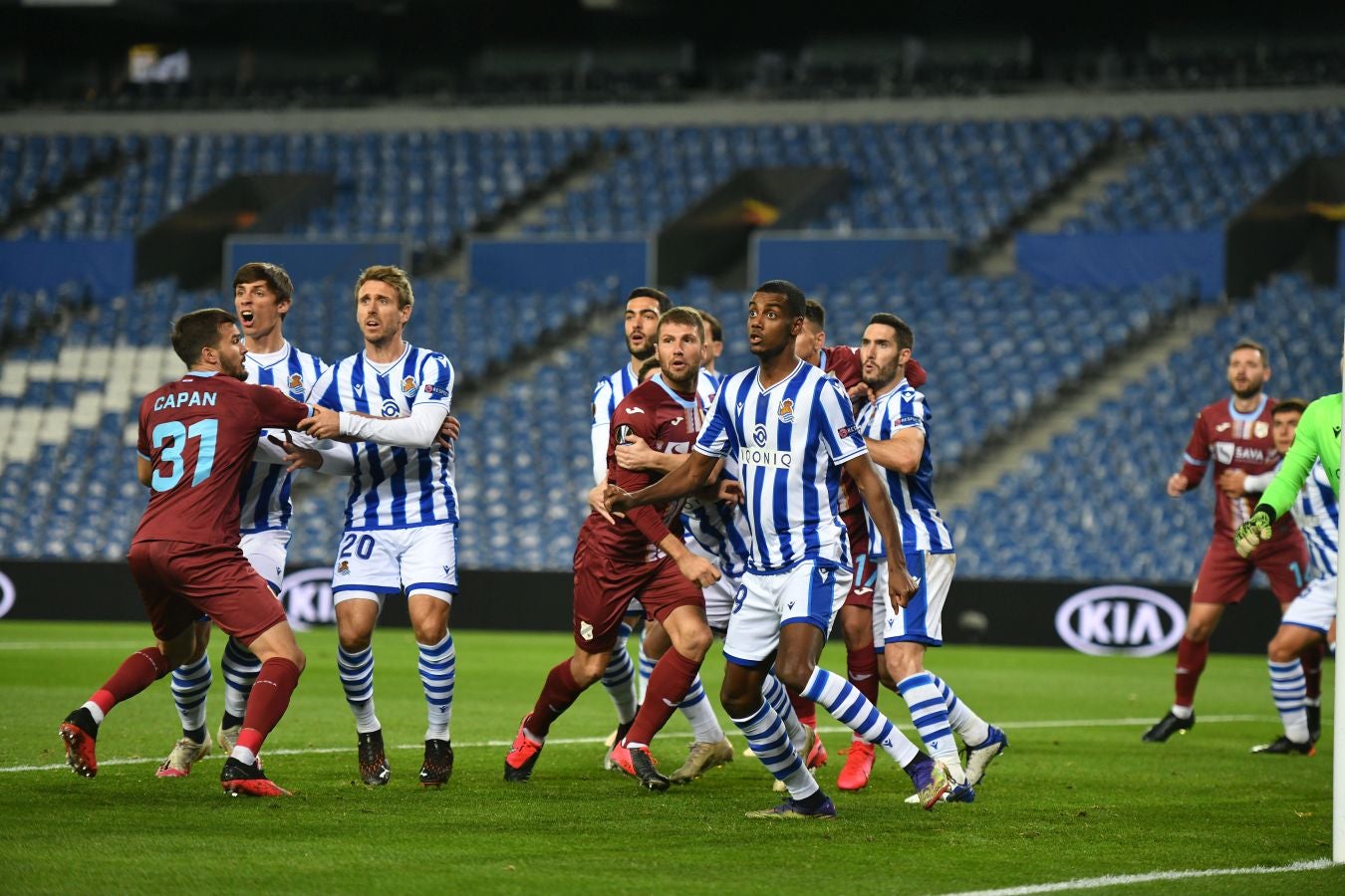 La Real Sociedad busca una victoria ante el colista del grupo F que le permita lograr la clasificación a la siguiente ronda de la Europa League.