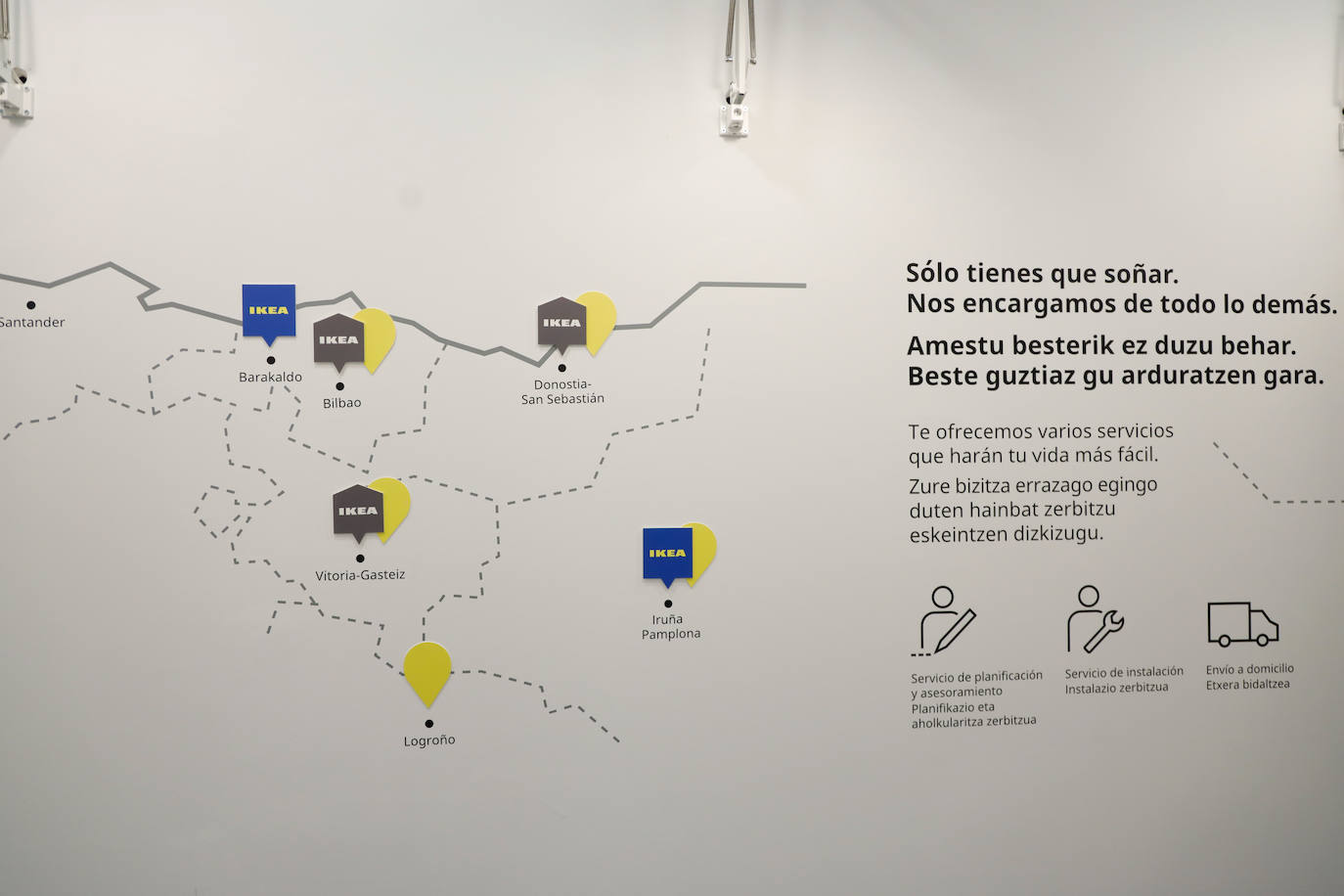 Ikea abre una tienda de 100 metros cuadrados en el Centro Comercial Garbera basada en la atención personalizada, la recepción de compras y envío de solicitudes