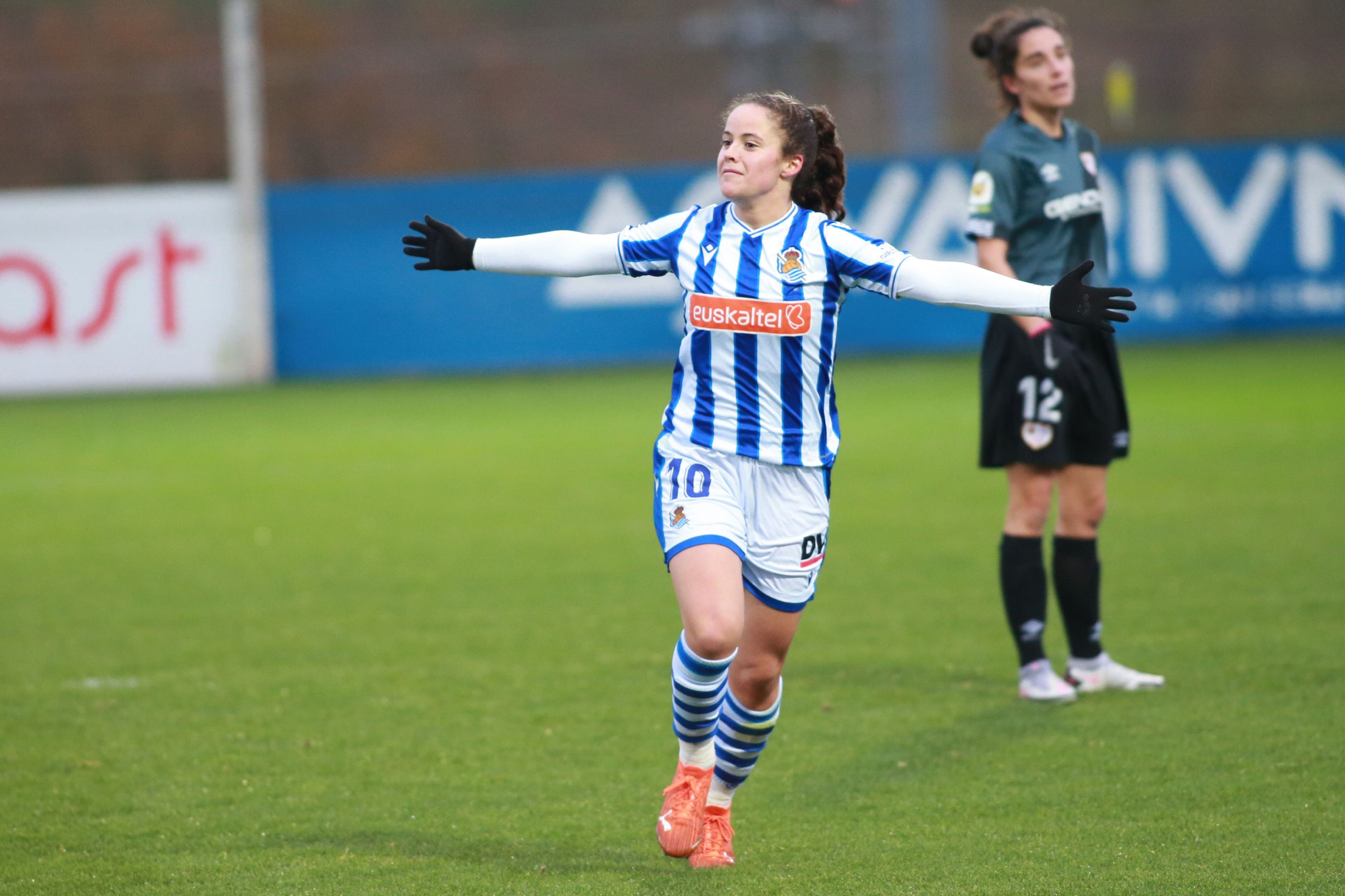 Las jugadoras de Natalia Arroyo superaron 2-0 al equipo madrileño después de completar un gran encuentro