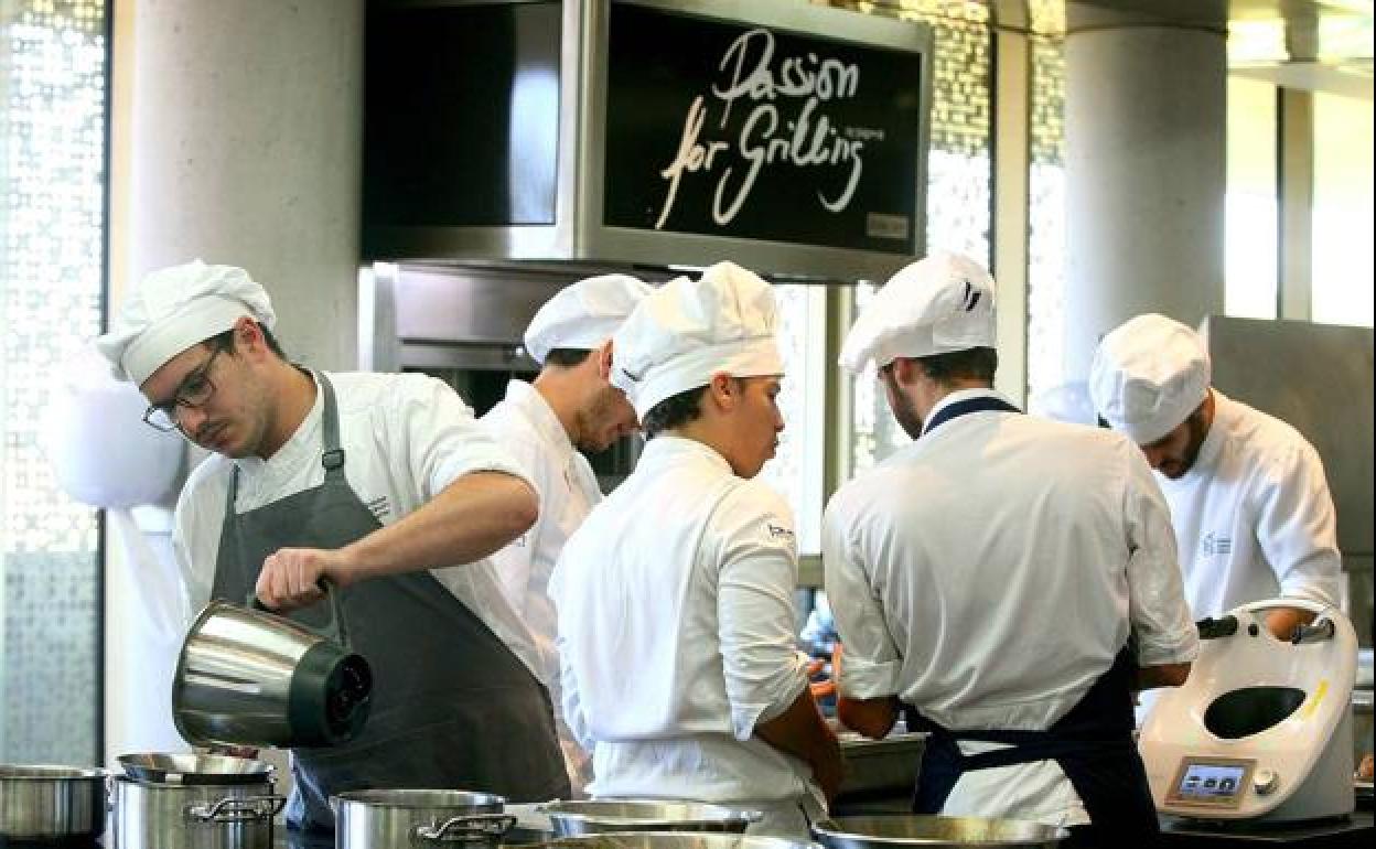 El Basque Culinary Center donará mil menús que tendrán «toque navideño»