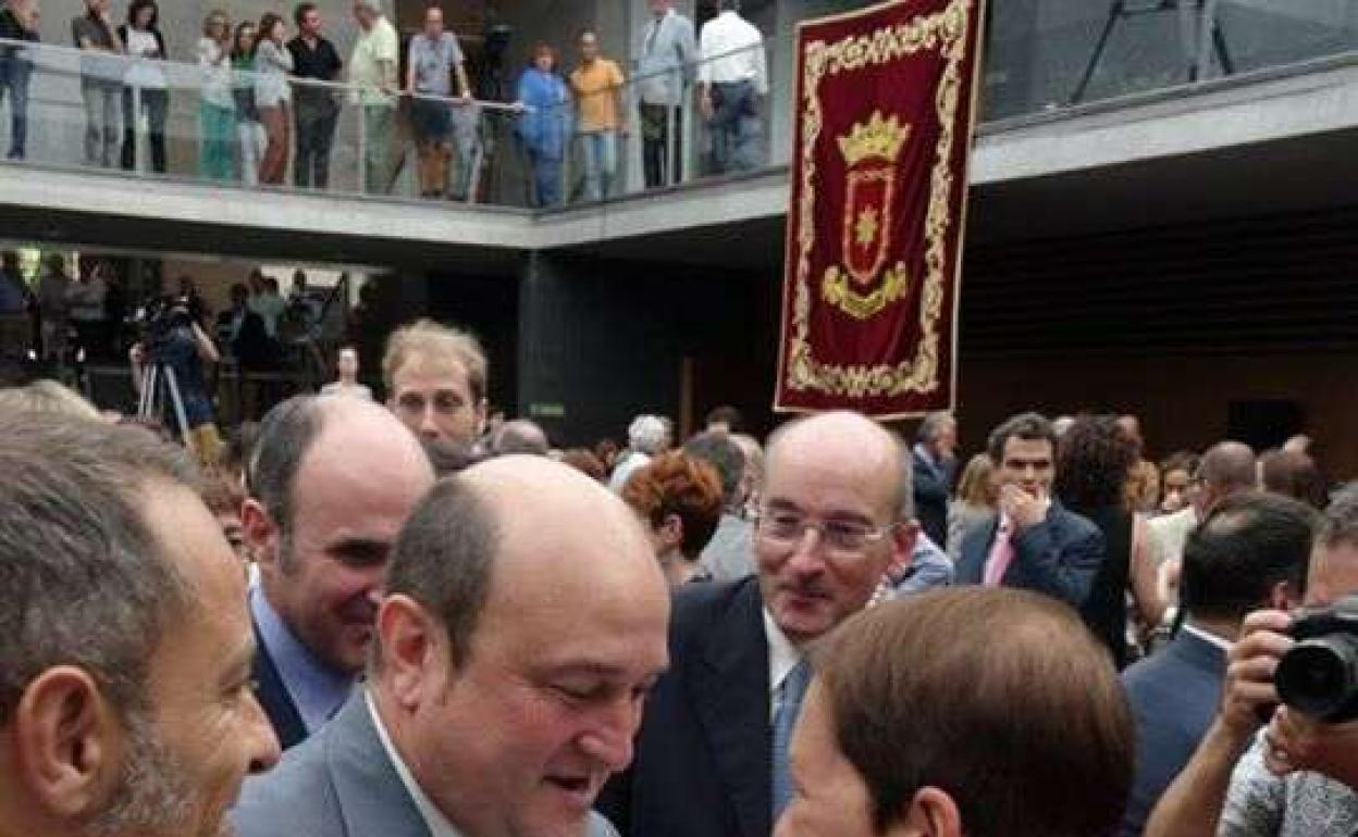 El presidente del PNV, Andoni Ortuzar, y Uxue Barkos, en una imagen retrospectiva. 