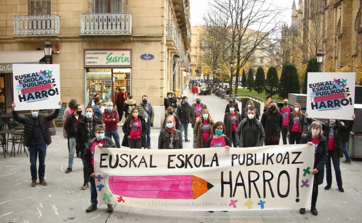 Representantes de los colectivos que constituyen la plataforma. 