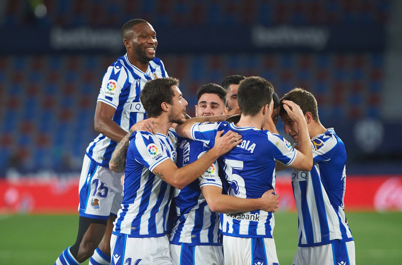 Fotos: Las mejores imágenes del Levante - Real Sociedad