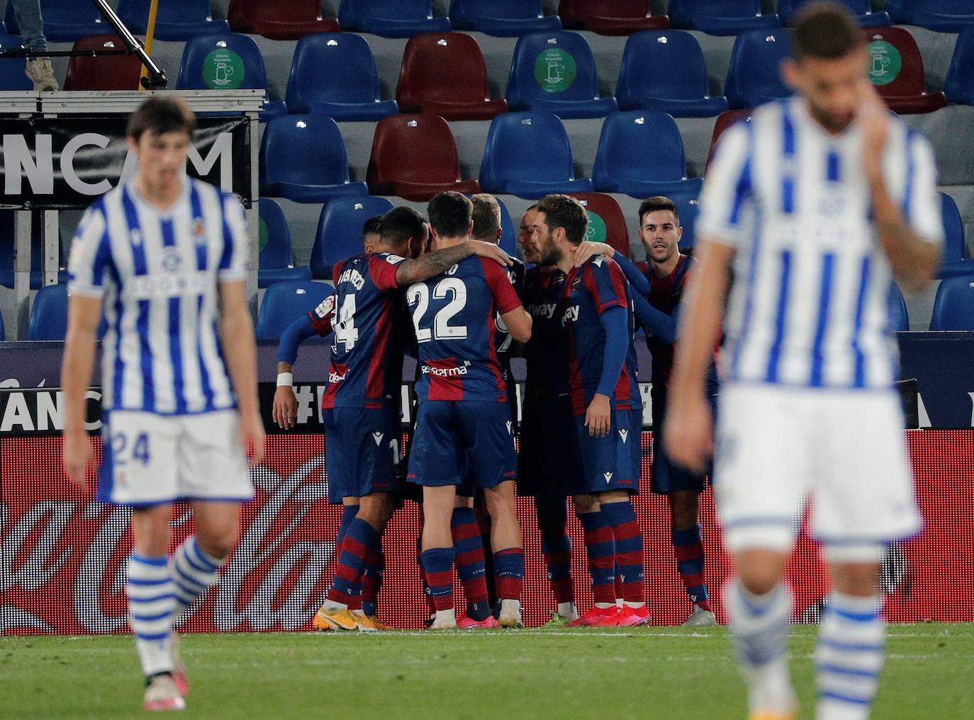 Fotos: Las mejores imágenes del Levante - Real Sociedad