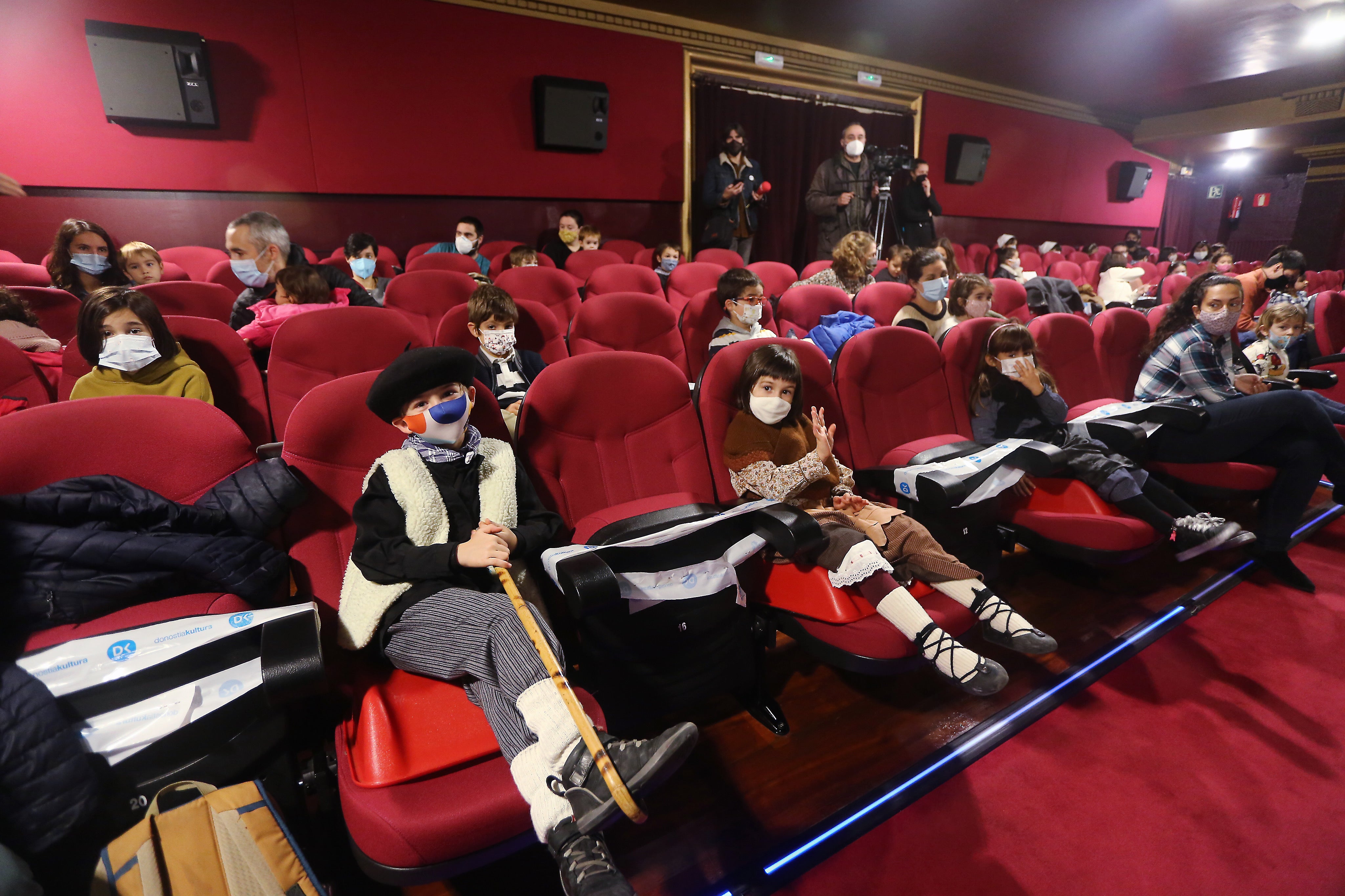 Se dejarán ver por los barrios de la ciudad mañana jueves de 13.00 a 15.00 horas