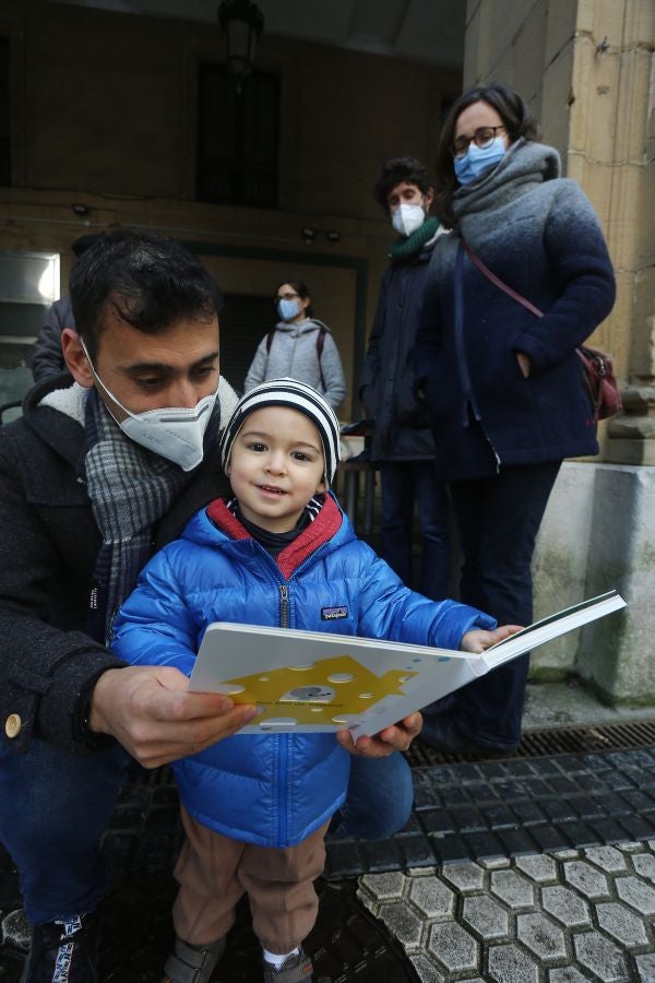 Fotos: Los regalos, en la calle