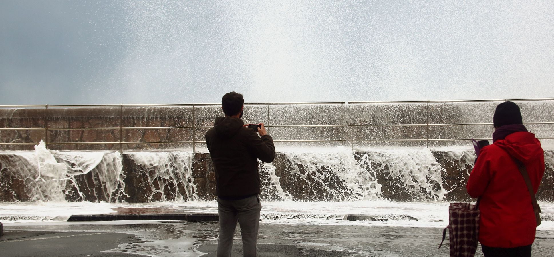 Imágenes del temporal en Donostia