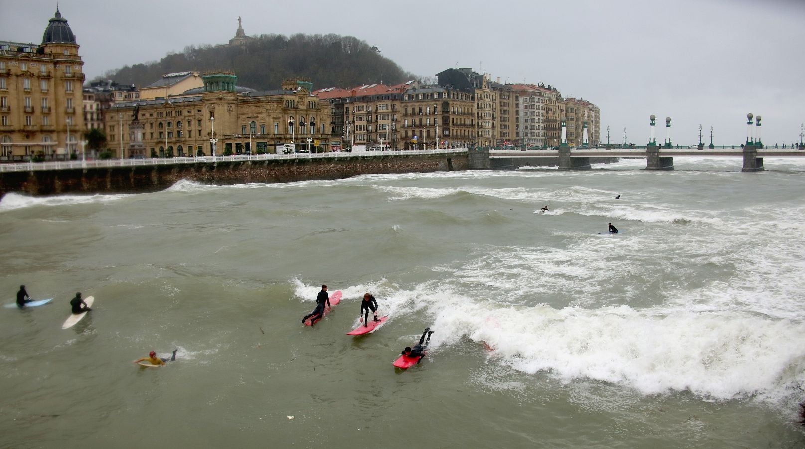 Imágenes del temporal en Donostia
