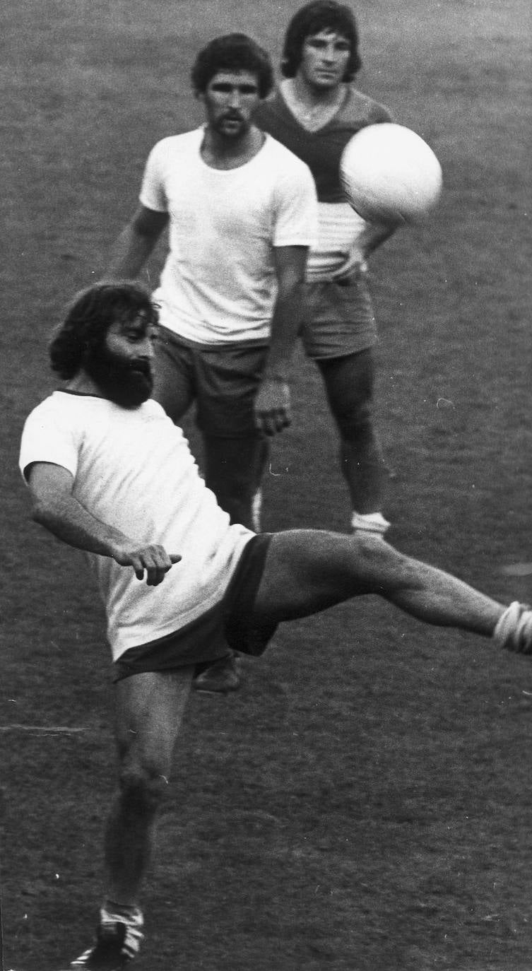 'Gaztelu', en un segundo plano detrás de Zamora.