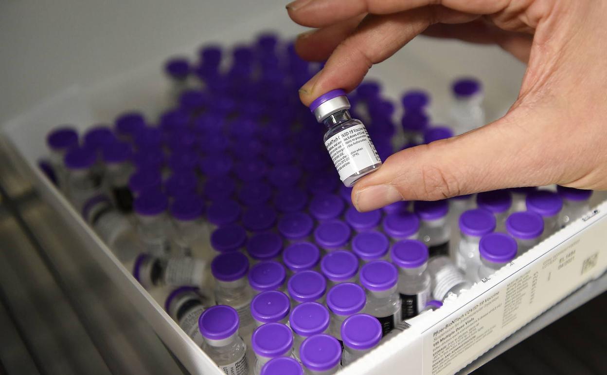 La Diputación garantiza la vacunación de los usuarios del centro Aiton-Etxe