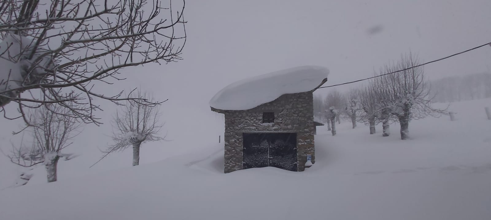Fotos: La Fonda de Urbia se vuelve blanca