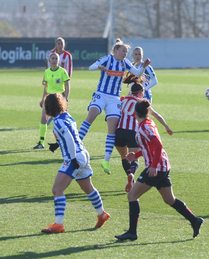 La Real Sociedad se lleva también el derbi femenino. 