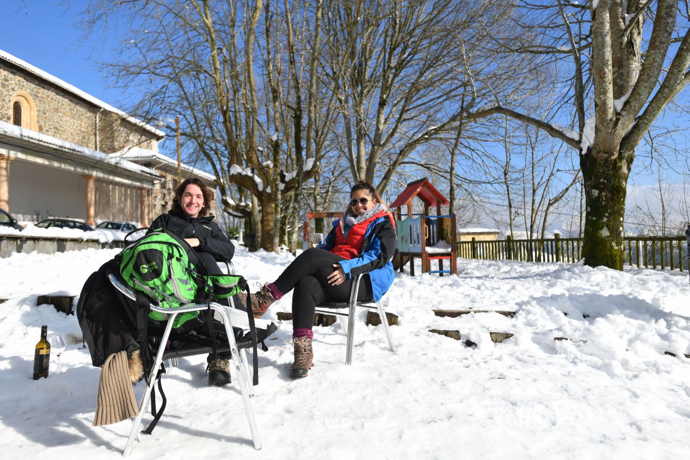 La nieve está adquiriendo importarntes grosores en algunas cumbres guipuzcoanas, como en Arrate.