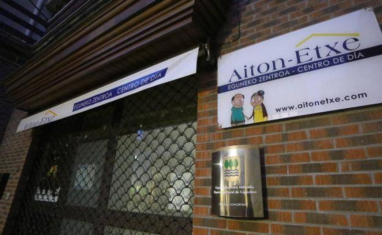 Aiton-Etxe deberá aplicar el protocolo de Osakidetza «sin excepción»