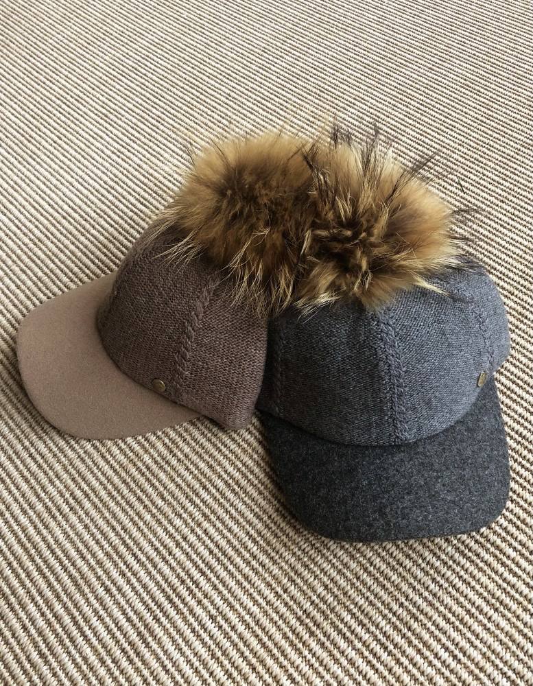 Encontrar y seleccionar la prenda perfecta en el periodo de rebajas no es una tarea sencilla. Lo que sí te podemos asegurar es que el mejor periodo de descuentos del año para adquirir «esa pieza inaccesible» es ésta. Elige básicos imprescindibles «para toda la vida» como estos abrigos, camisas y 'tops' basicos, 'jeans', botas, botines... Todo ello pensado para conseguir una experiencia de compra completa que te deje totalmente satisfecha y convencida. ¡Inspírate!