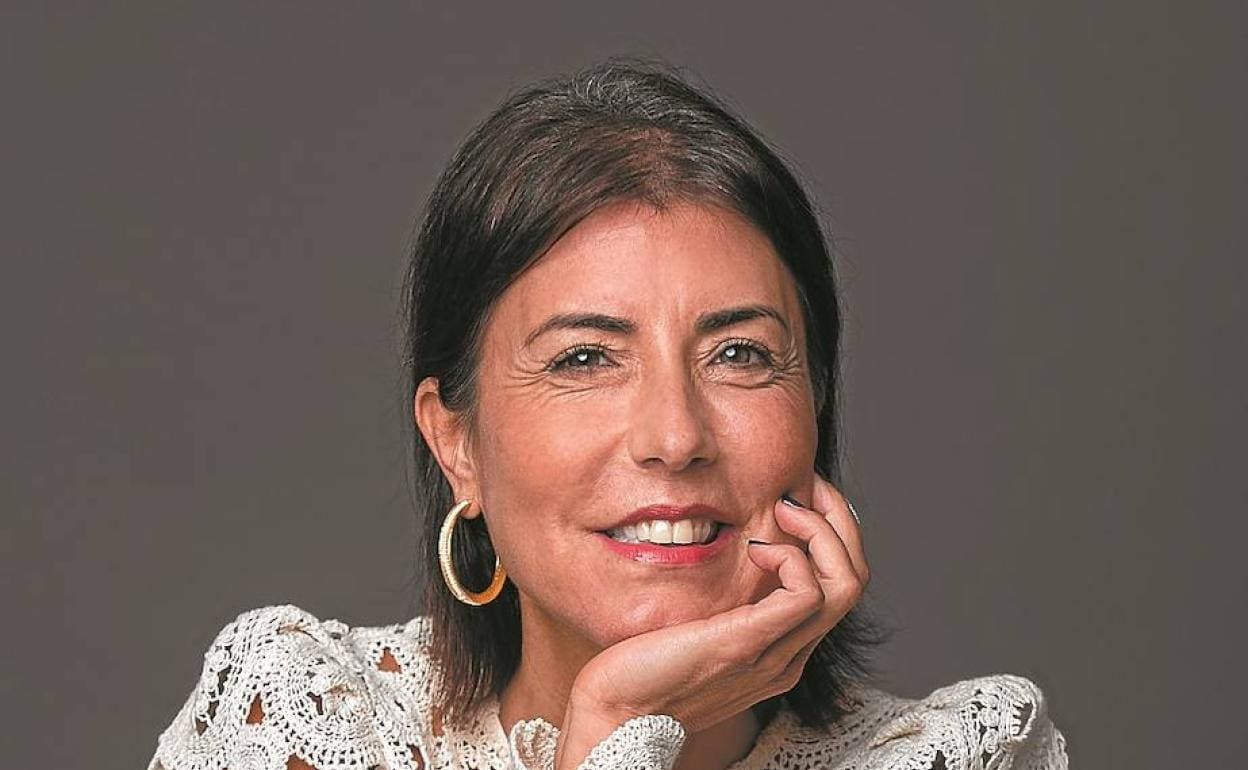 Coro Saldaña, Senior Retail and Fashion Advisor, ha trabajado como consultora en Accenture en los últimos cinco años.