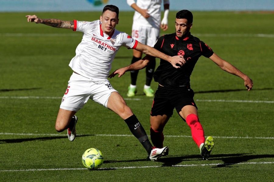 La Real se enfrenta al Sevilla con la intención se sumar tres puntos que le mantengan en lo alto de la clasificación.