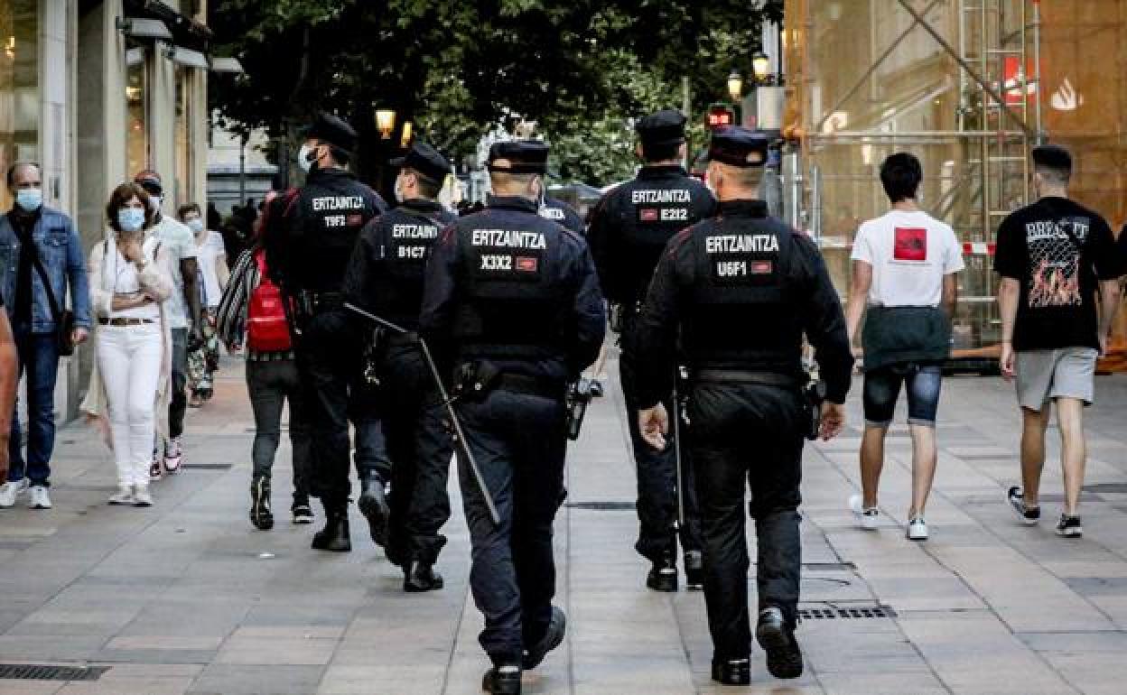 Este martes se abre el plazo para inscribirse a la convocatoria conjunta de 700 ertzainas y 51 policías locales