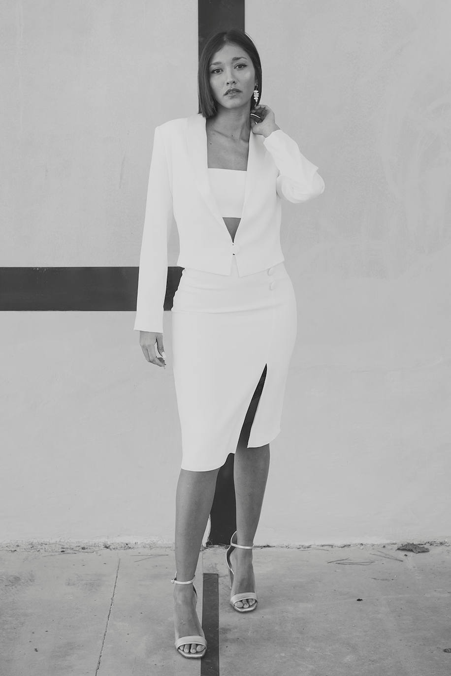 'Love by OTADUY' es una nueva marca nativa digital, y todos los diseños se venderán exclusivamente 'online'. En la 'e-shop', cada novia encontrará el look completo, incluyendo los complementos