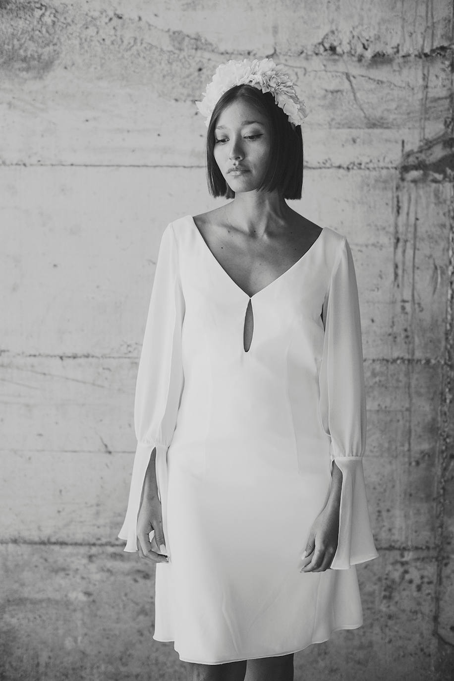 'Love by OTADUY' es una nueva marca nativa digital, y todos los diseños se venderán exclusivamente 'online'. En la 'e-shop', cada novia encontrará el look completo, incluyendo los complementos