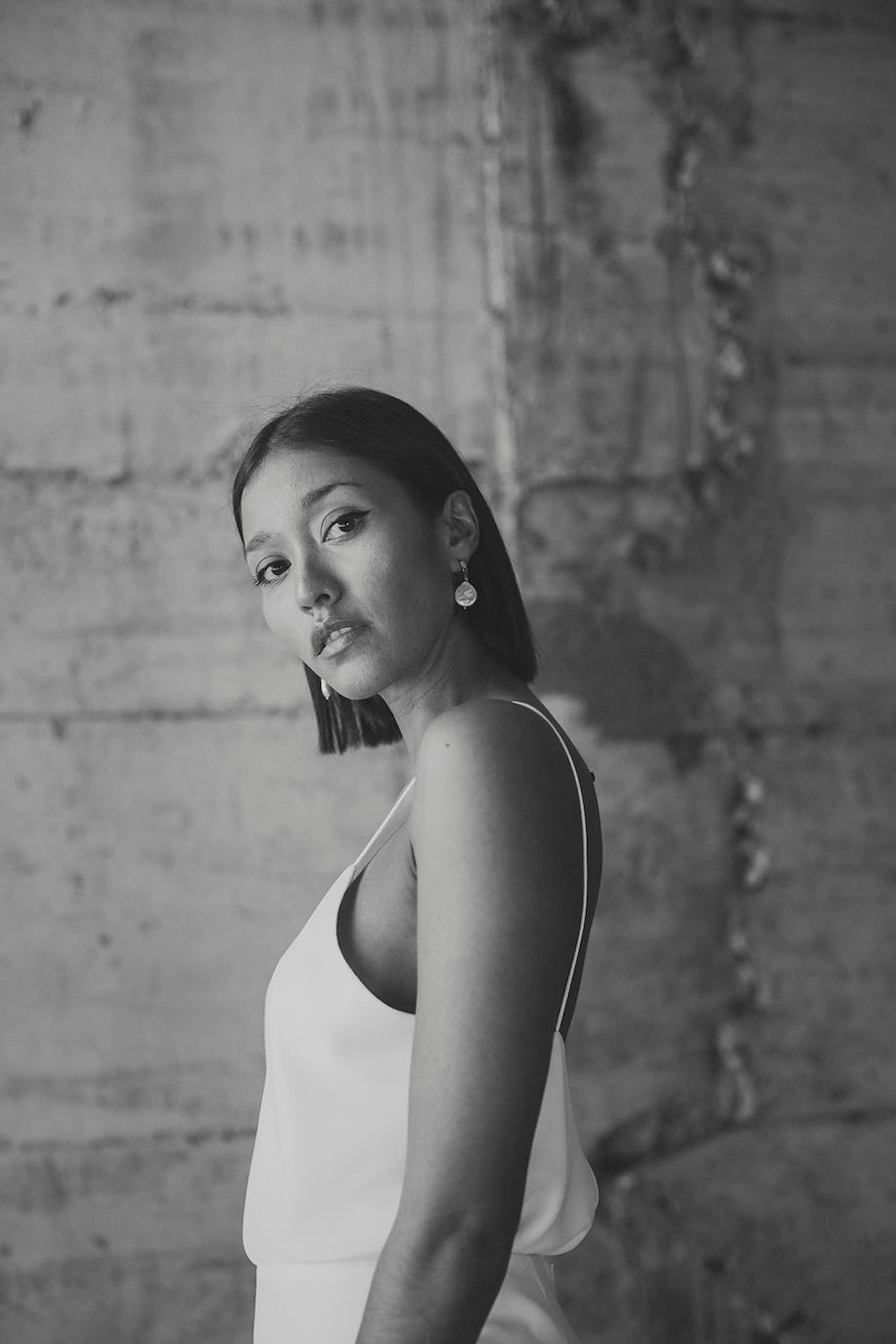 'Love by OTADUY' es una nueva marca nativa digital, y todos los diseños se venderán exclusivamente 'online'. En la 'e-shop', cada novia encontrará el look completo, incluyendo los complementos