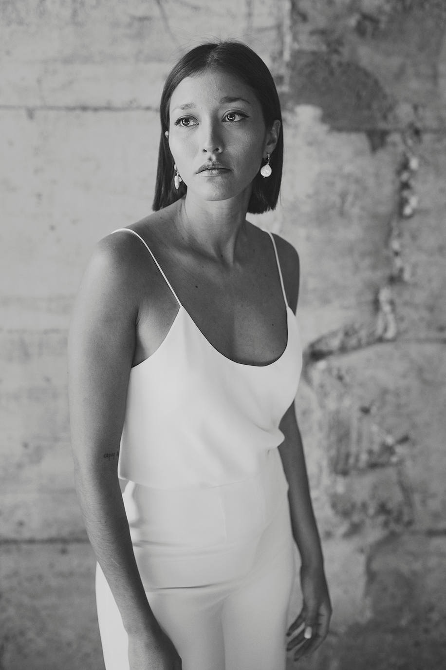 'Love by OTADUY' es una nueva marca nativa digital, y todos los diseños se venderán exclusivamente 'online'. En la 'e-shop', cada novia encontrará el look completo, incluyendo los complementos