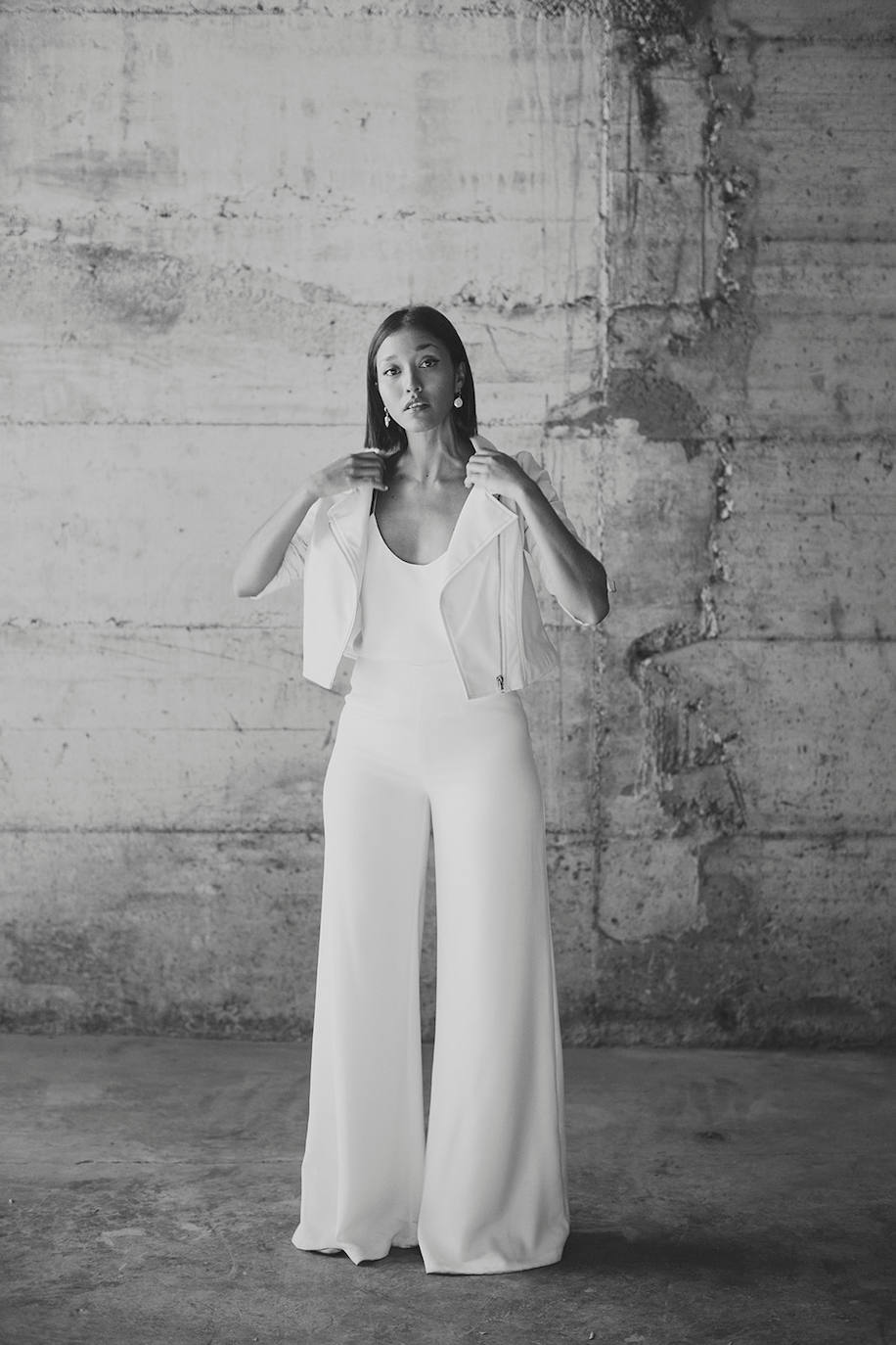 'Love by OTADUY' es una nueva marca nativa digital, y todos los diseños se venderán exclusivamente 'online'. En la 'e-shop', cada novia encontrará el look completo, incluyendo los complementos