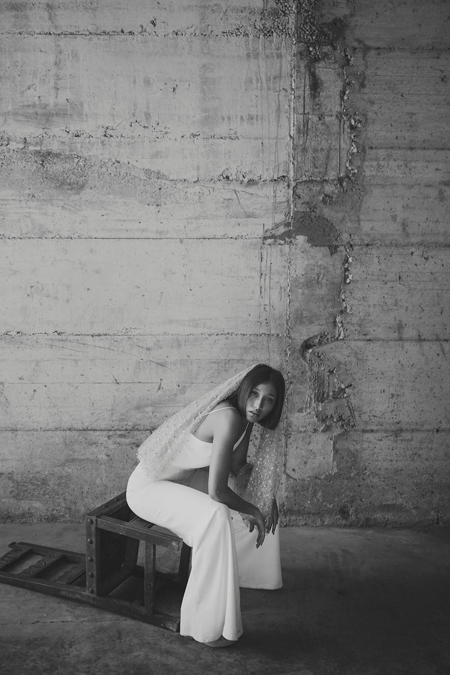 'Love by OTADUY' es una nueva marca nativa digital, y todos los diseños se venderán exclusivamente 'online'. En la 'e-shop', cada novia encontrará el look completo, incluyendo los complementos