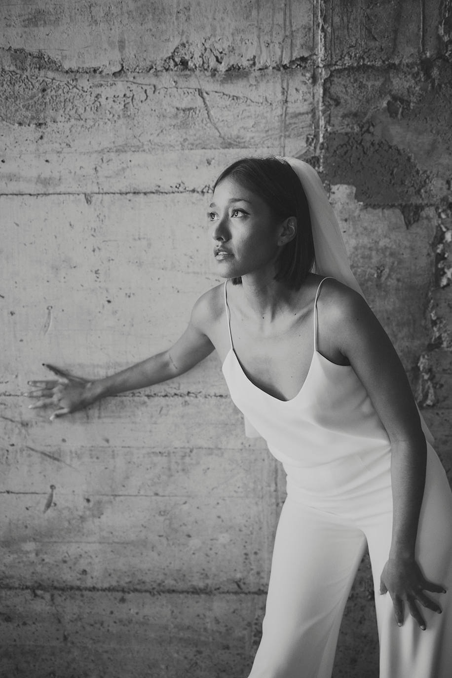 'Love by OTADUY' es una nueva marca nativa digital, y todos los diseños se venderán exclusivamente 'online'. En la 'e-shop', cada novia encontrará el look completo, incluyendo los complementos