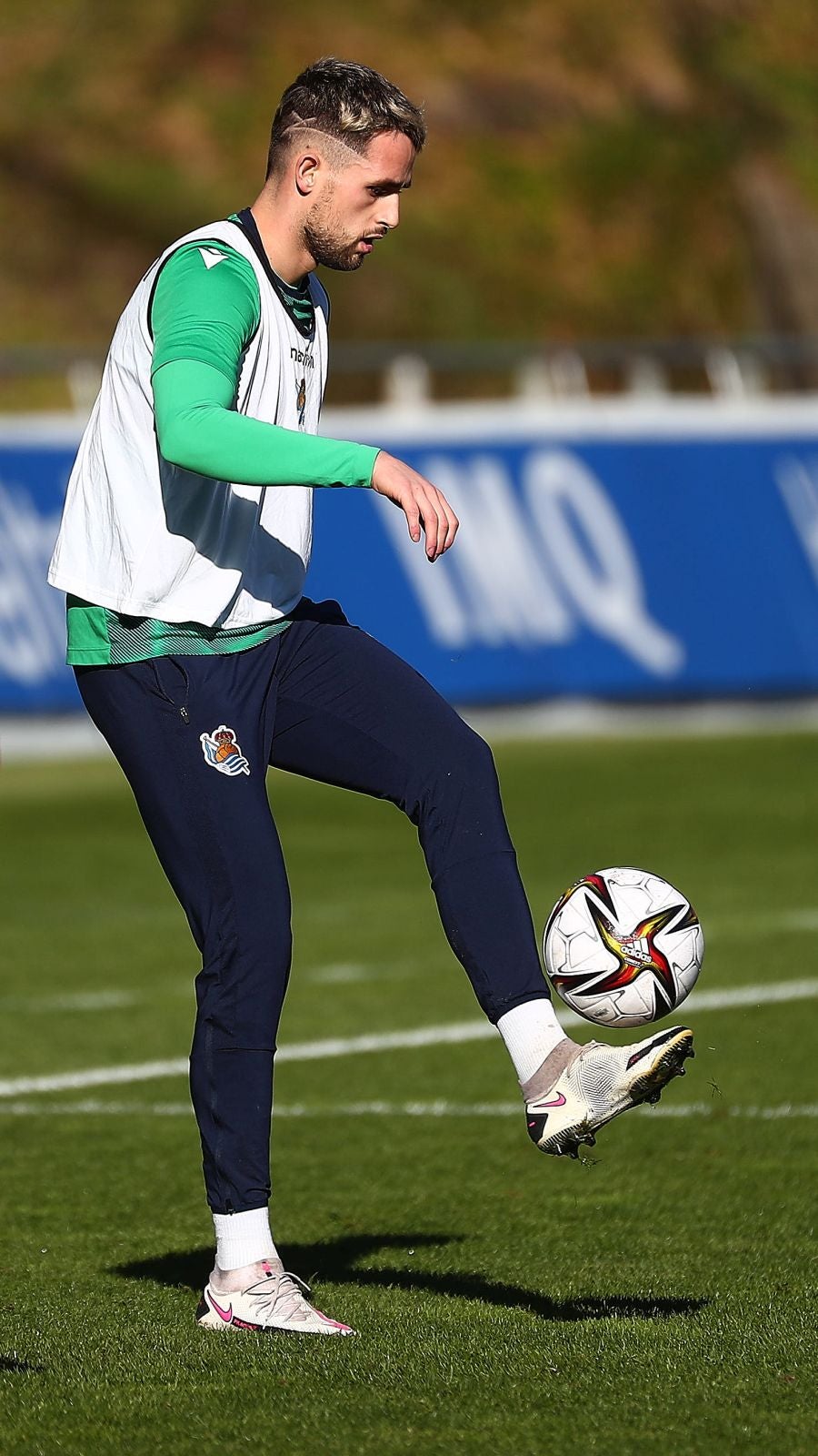 Fotos: La Real se ejercita pensando en la Copa