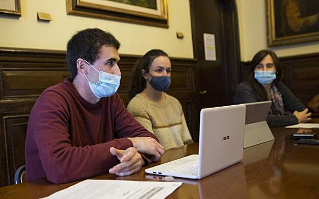 «Tenemos la oportunidad de impulsar el hábito de leer en euskera»