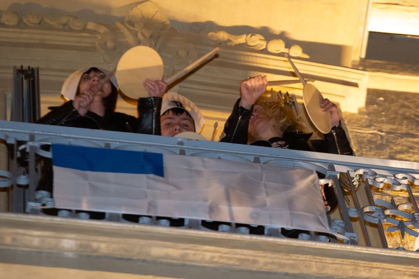 Fotos: La marcha, en los balcones