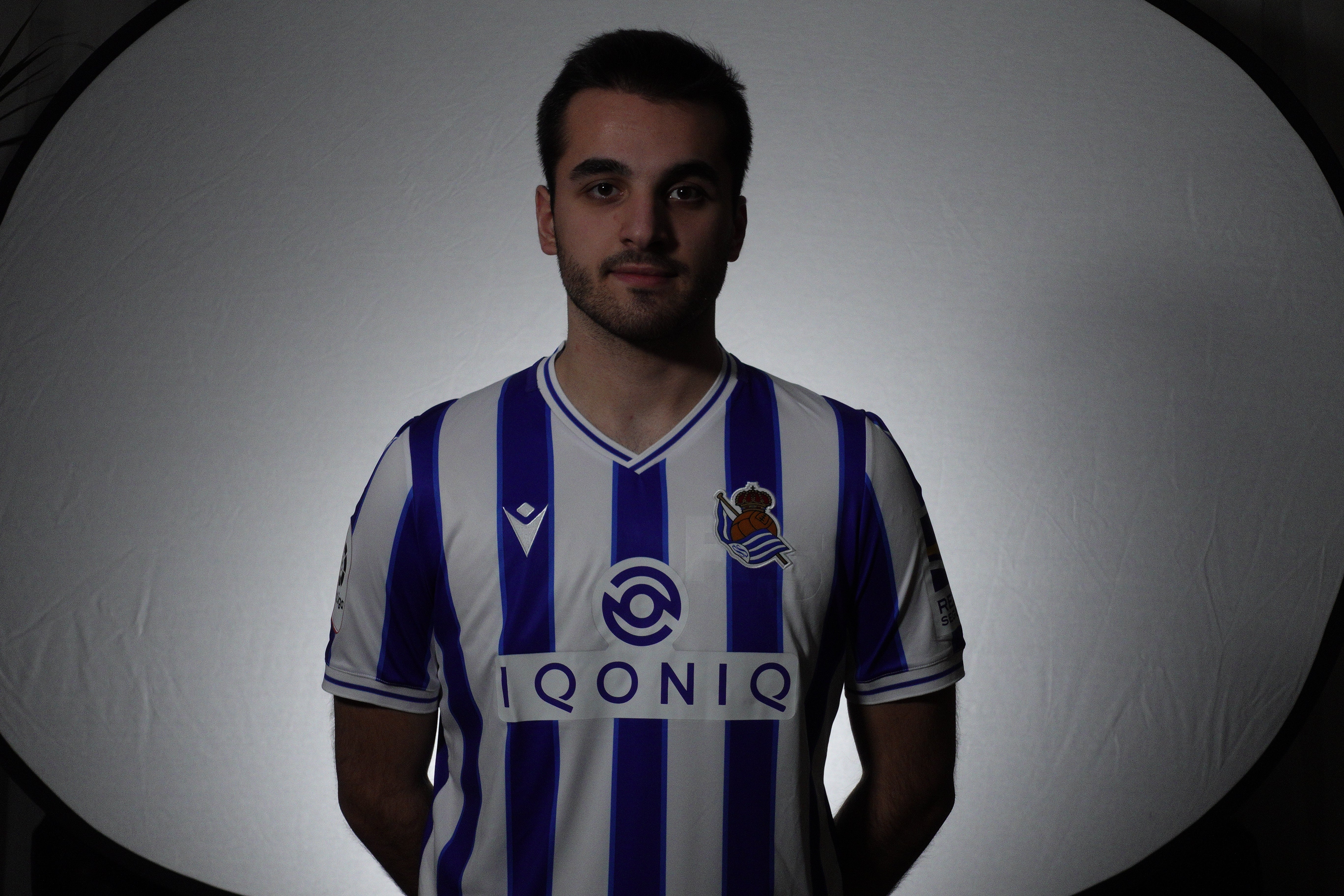 Fotos: Ander Hipólito y Yeray Zaballos representan a la eal Sociedad en el campeonato de eSports que organiza LaLiga