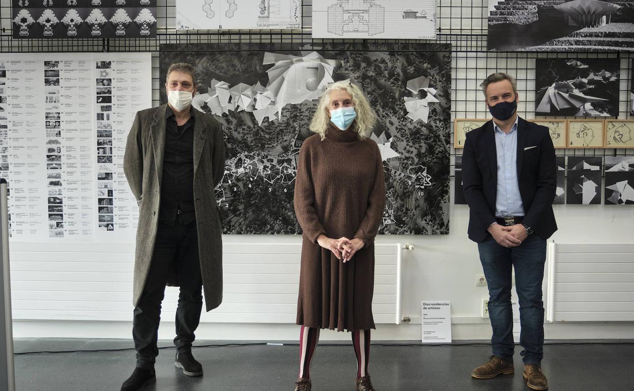 Juanjo Arrizabalaga, Lola Botia y José Ángel Medina, en la presentación de las exposiciones.