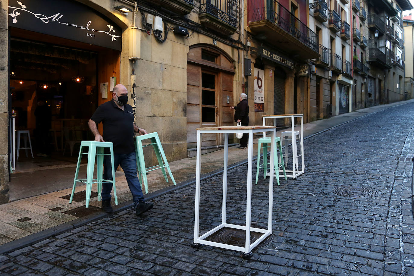 Algunos bares se animaron a abrir el mismo martes como el Campero de Gros. 