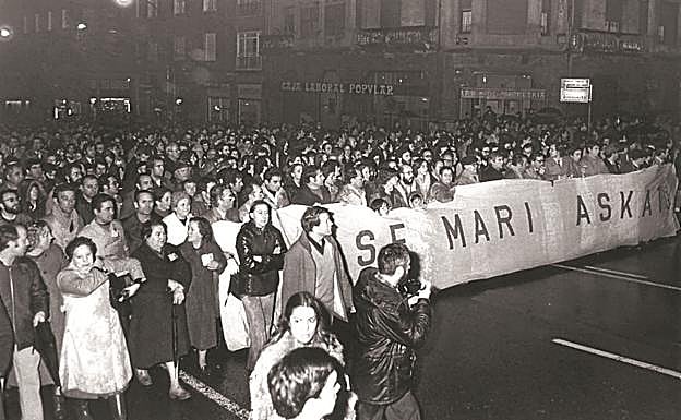 Día 5. Manifestación en Bilbao para exigir la liberación de Ryan, el ingeniero de Lemoiz secuestrado por ETA.