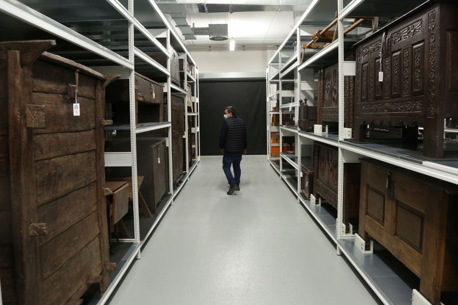 Gordailua guarda más de 100.000 piezas. 