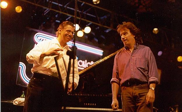 Imagen principal - El adiós donostiarra a uno de los últimos dioses del jazz