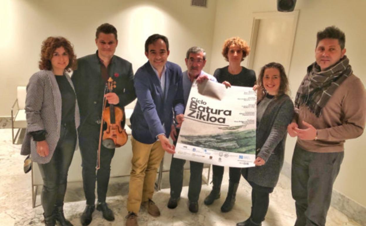 Intérpretes y organizadores, en la presentación del año pasado. 